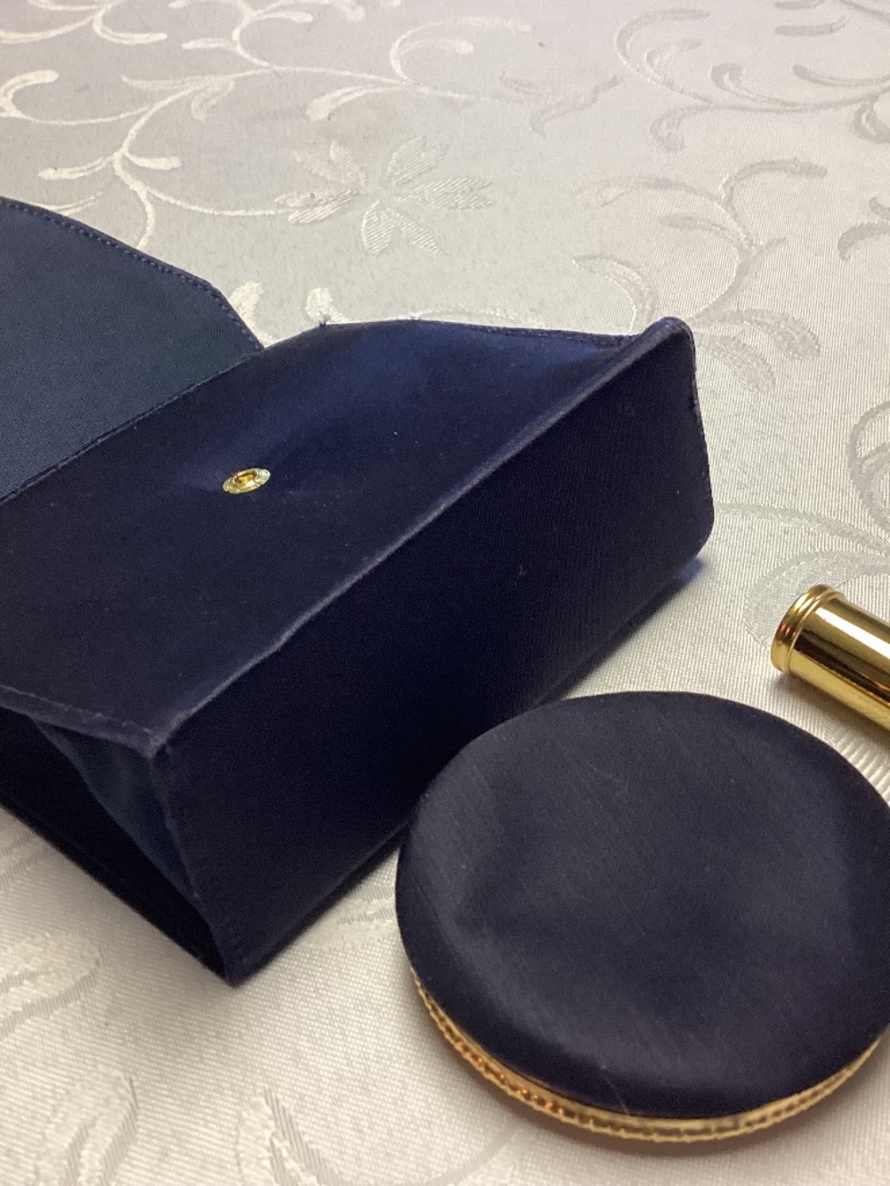 LIN BREN CREATION NAVY COMPACT / LIPSTICK PURSE SET